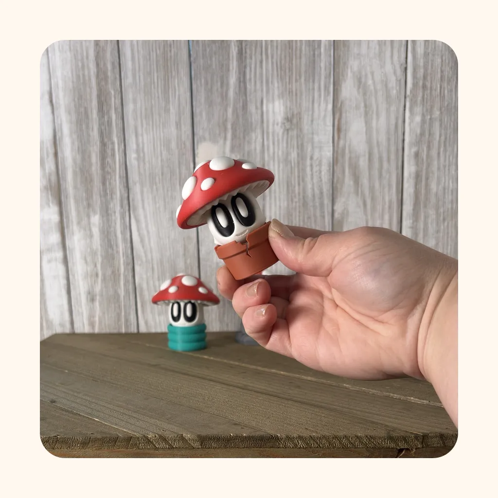Red Cap — photo 1